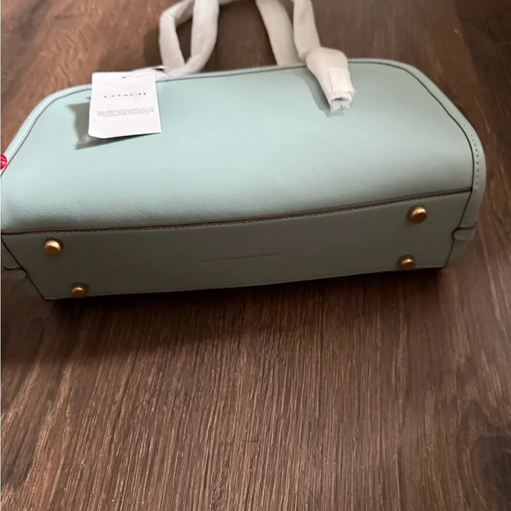 Coach Swing Zip Shoulder Bag light blue - Picture 3 of 5